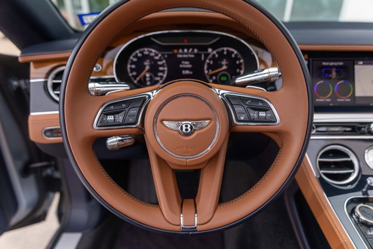 Used 2023 Bentley Continental GT Azure AWD/4WD image 34