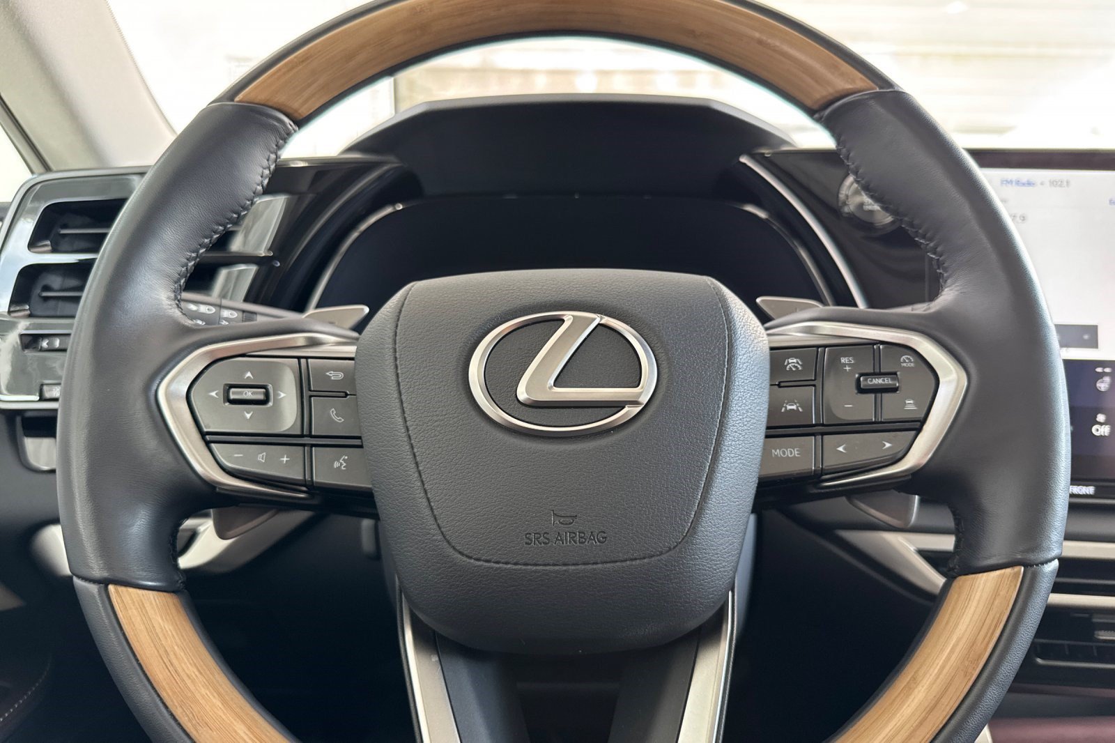 Certified 2026 Lexus RX 350 Premium Plus w/ Accessory Package (Z1) FWD image 29