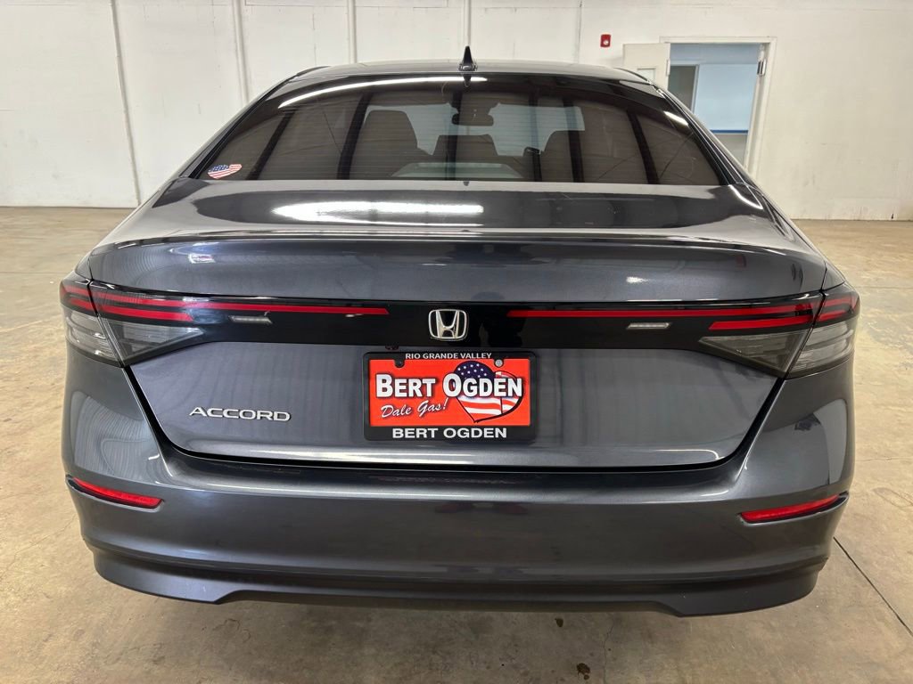 Used 2023 Honda Accord EX image 6