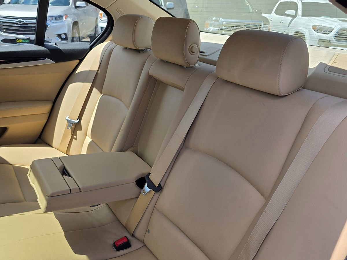 Used 2011 BMW 535i Sedan RWD image 18