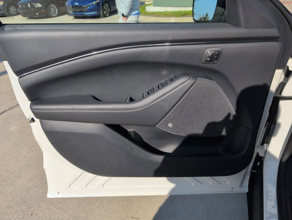 New 2025 Ford Mustang Mach-E Premium image 26