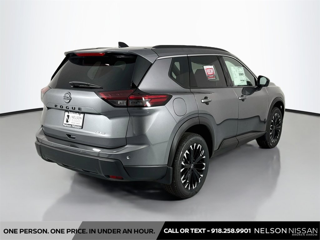 New 2026 Nissan Rogue Dark Armor FWD image 5