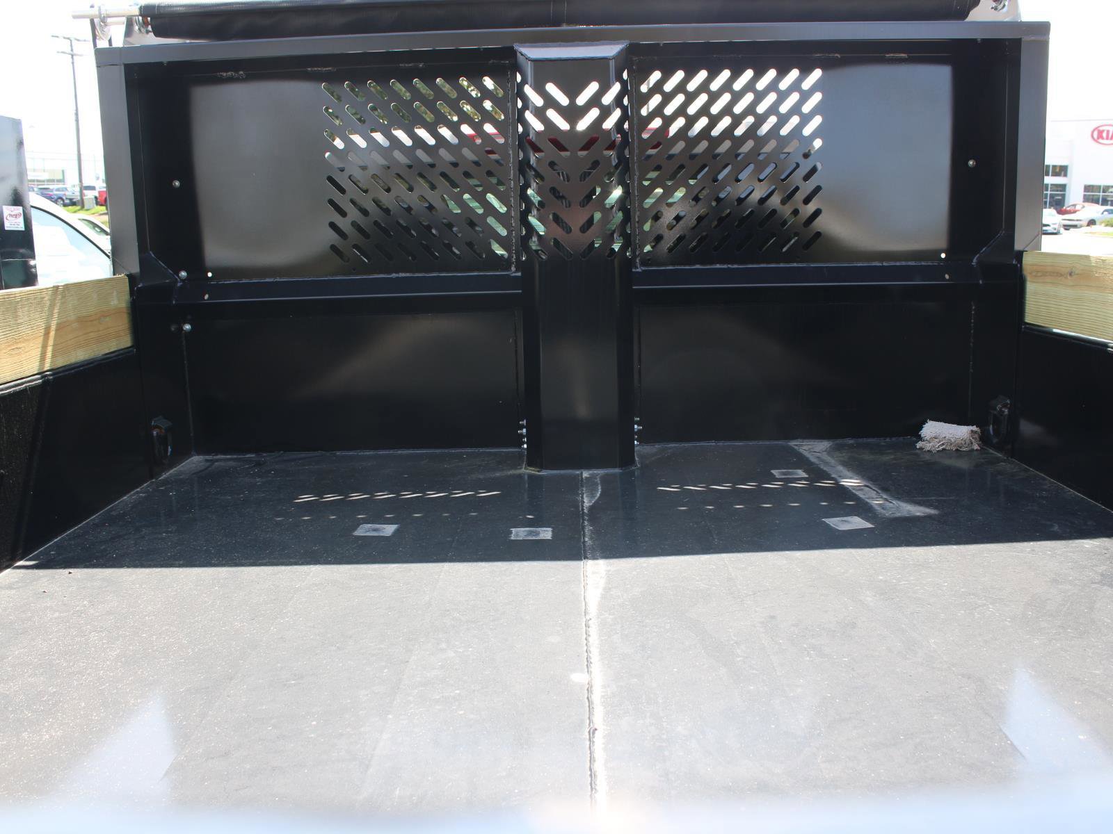 New 2026 GMC Sierra 3500 Pro w/ Convenience Package image 6