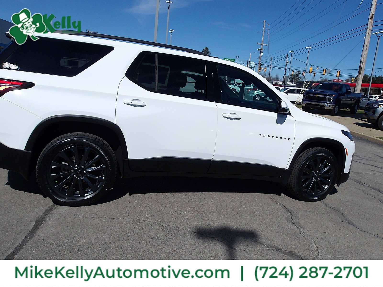 Used 2023 Chevrolet Traverse RS w/ LPO, Floor Liner Package FWD image 8