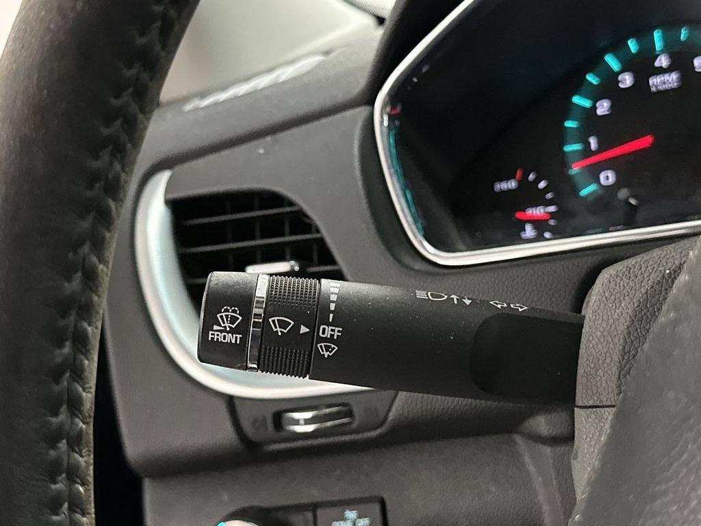 Used 2016 Chevrolet Traverse LTZ AWD/4WD image 49