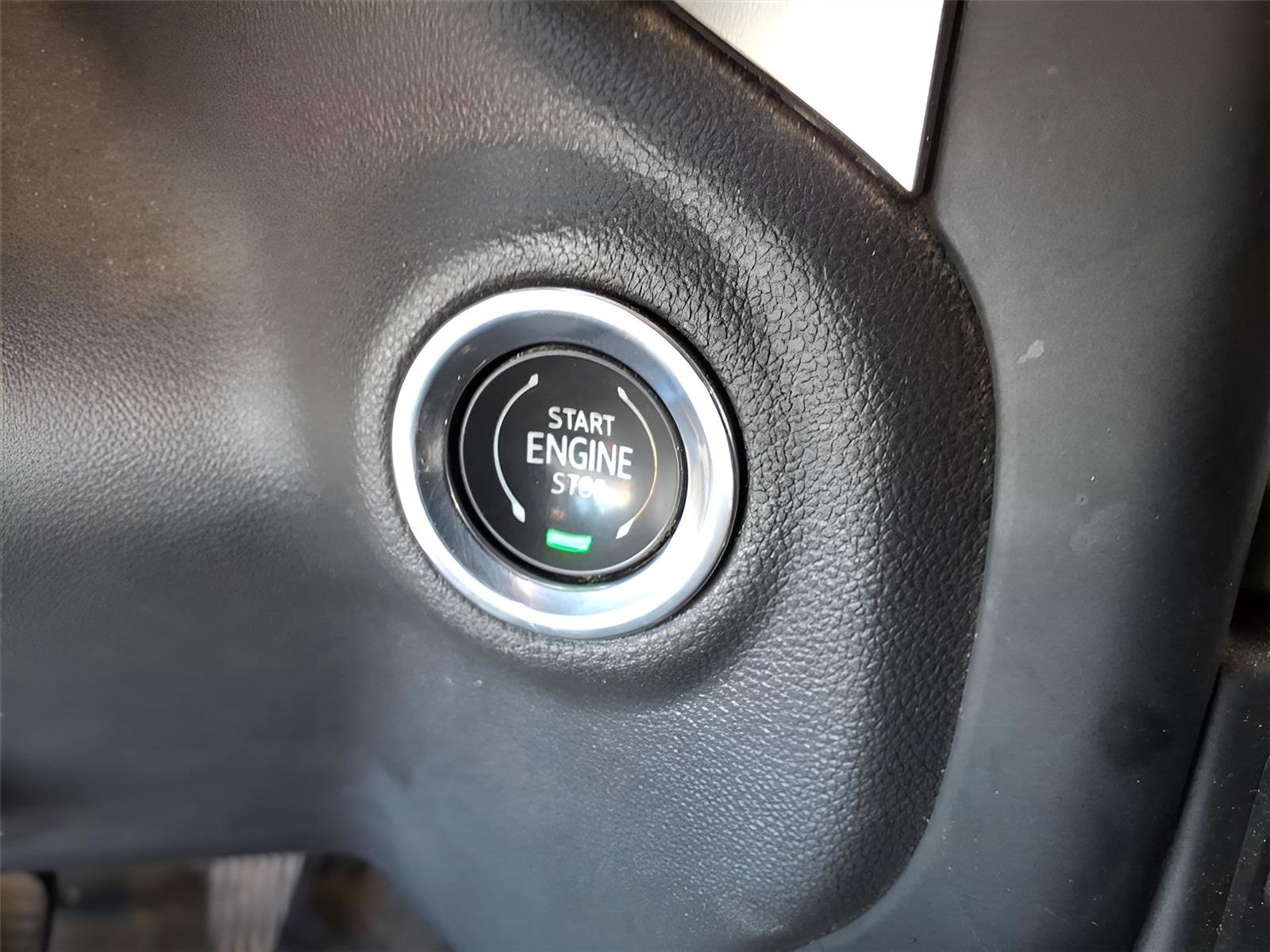 Used 2020 Chevrolet Silverado 1500 LT w/ All-Star Edition image 29