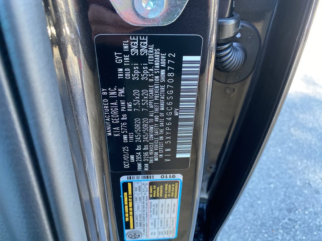 New 2025 Kia Telluride S image 32