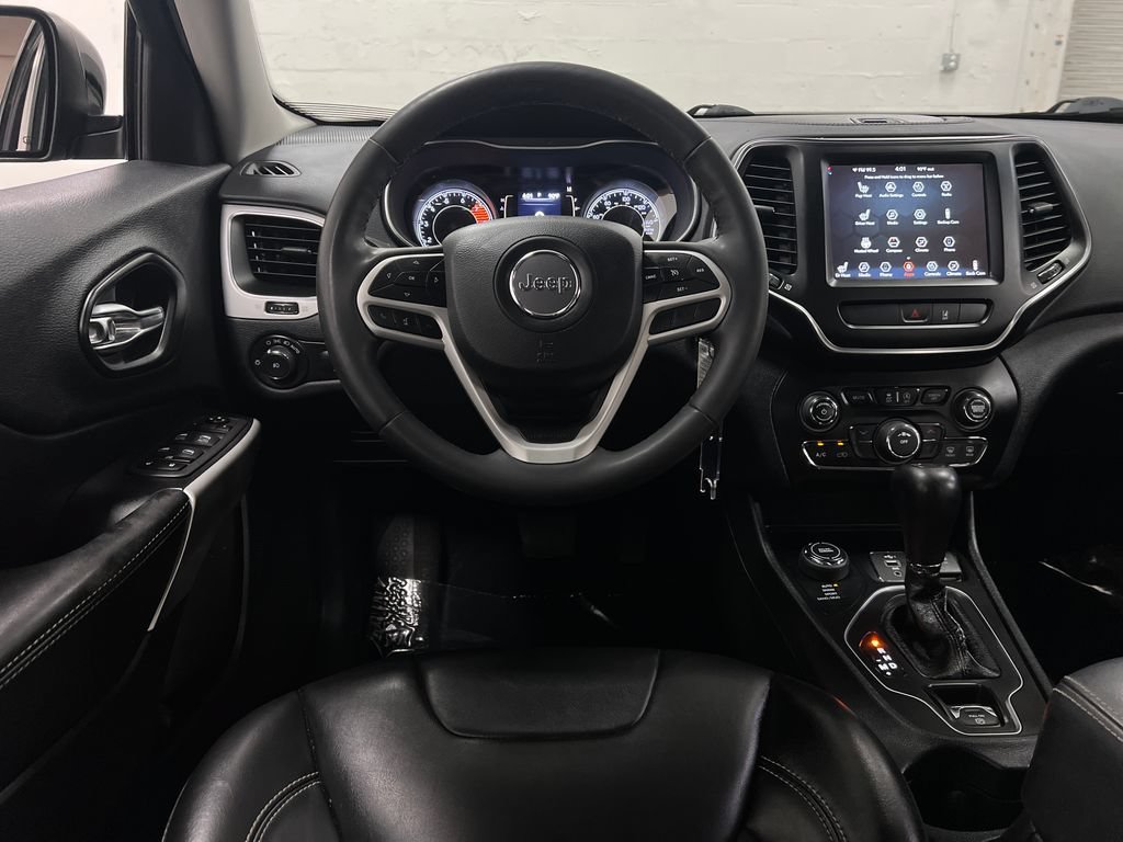 Used 2022 Jeep Cherokee Latitude w/ Sun & Sound Group AWD/4WD image 15