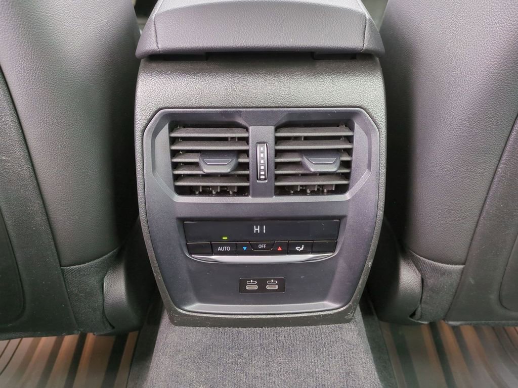 Certified 2023 BMW 330i xDrive Sedan w/ Driving Assistance Package image 19