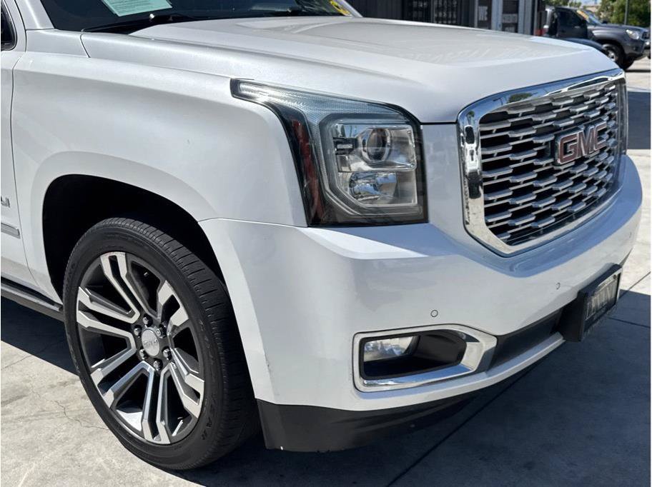 Used 2019 GMC Yukon Denali w/ Denali Ultimate Package RWD image 9