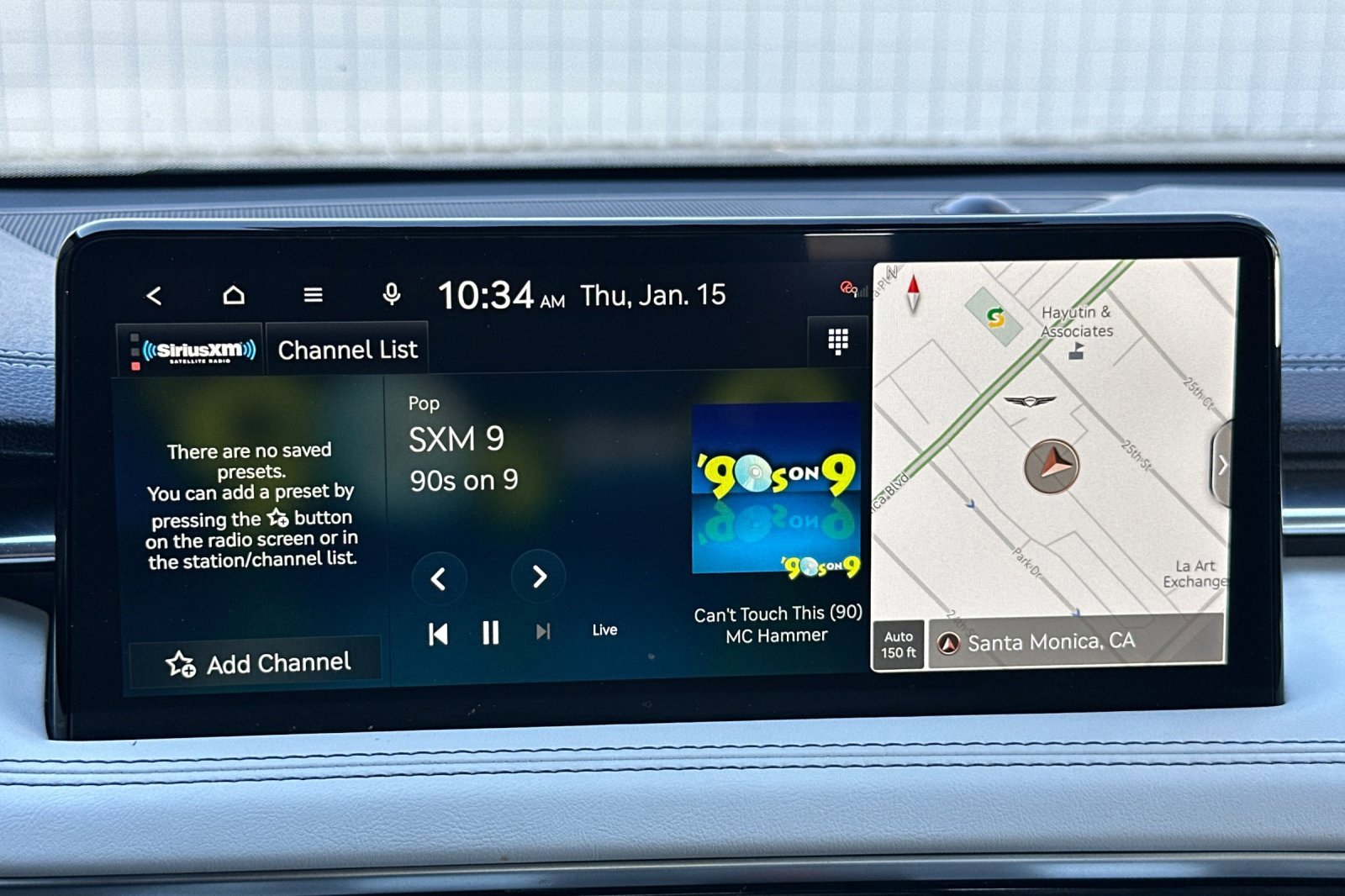 Used 2025 Genesis G70 2.5T image 18