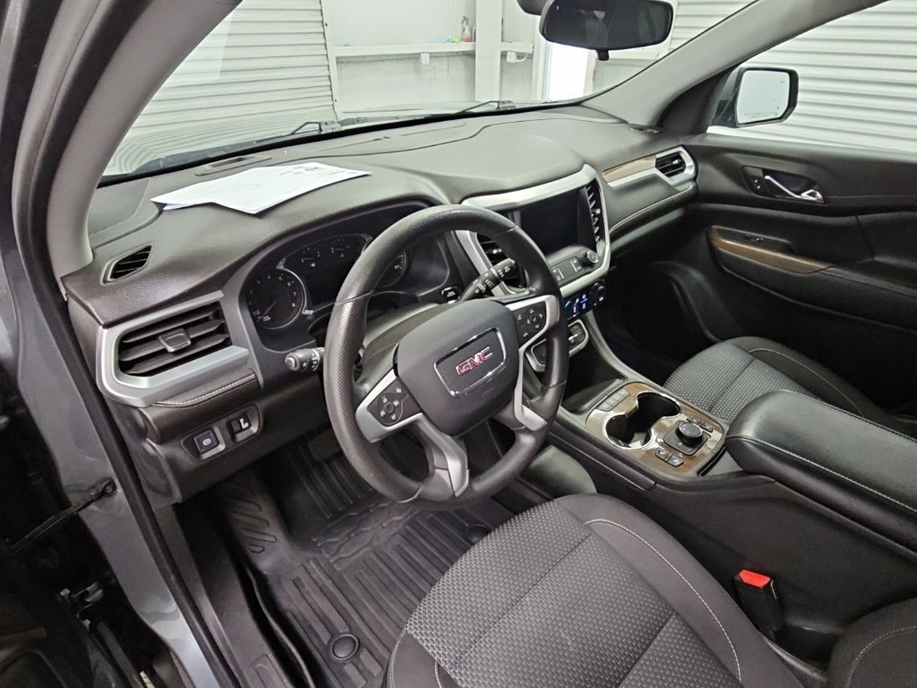 Used 2022 GMC Acadia SLE w/ Driver Convenience Package FWD image 12