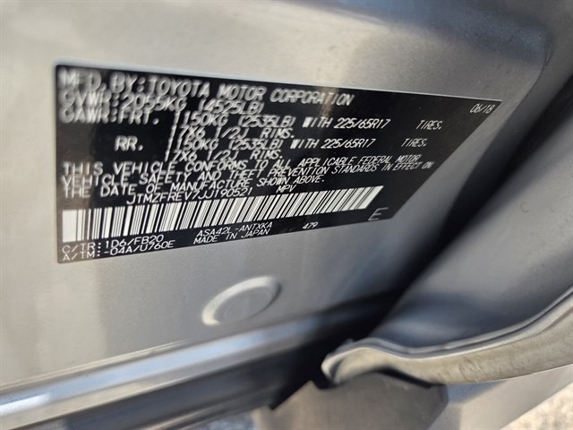 Used 2018 Toyota RAV4 LE FWD image 12
