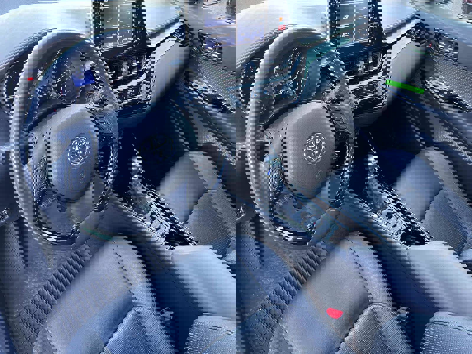 Used 2021 Toyota C-HR Limited image 21