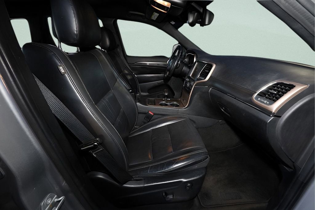 Used 2015 Jeep Grand Cherokee Limited image 12