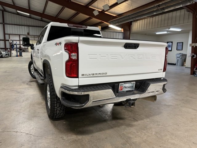 Used 2024 Chevrolet Silverado 2500 LTZ w/ LTZ Convenience Package image 8