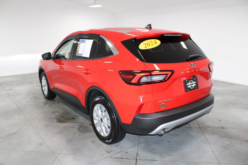 Used 2024 Ford Escape Active image 7