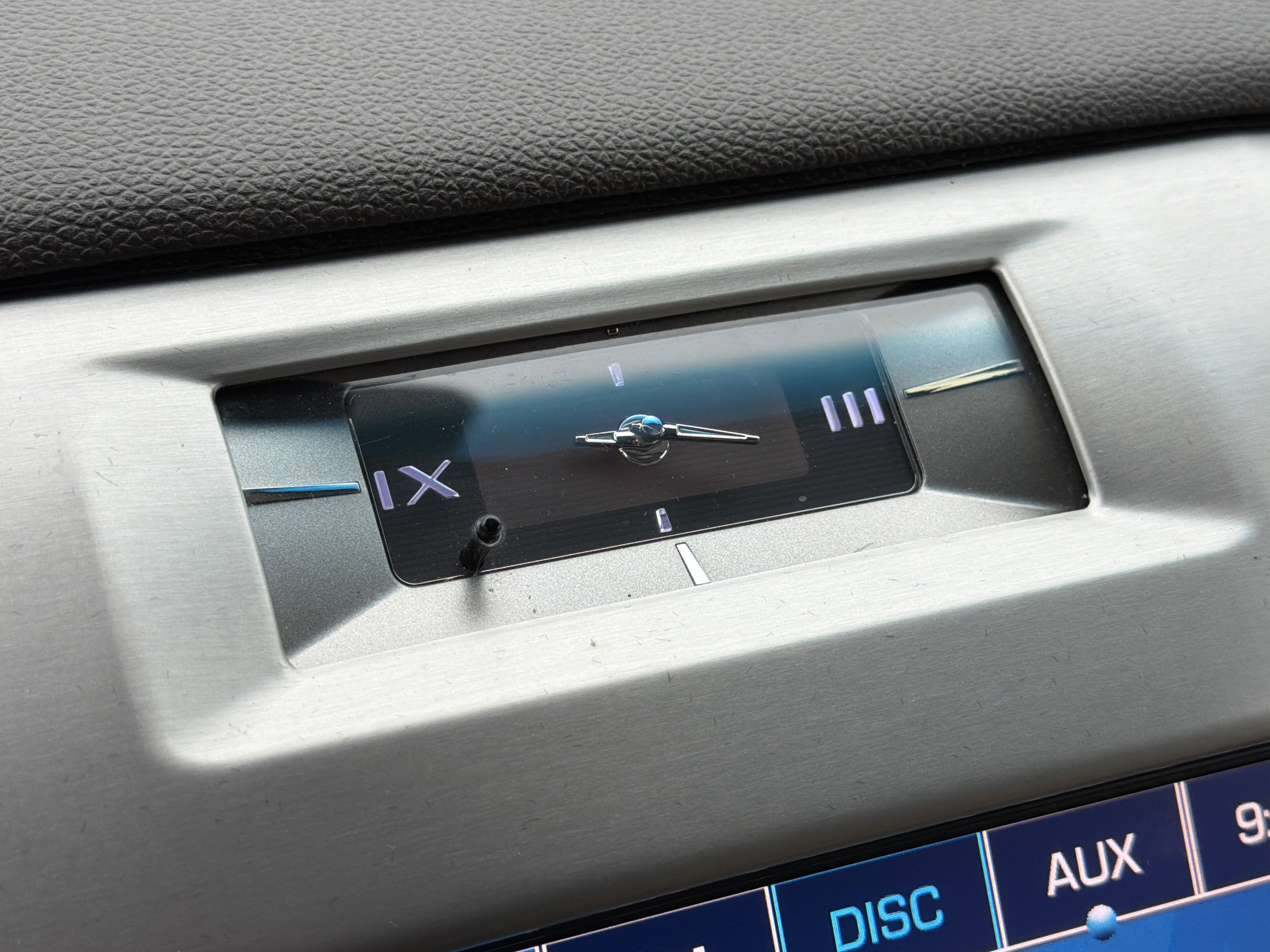 Used 2013 Cadillac Escalade EXT Premium image 33