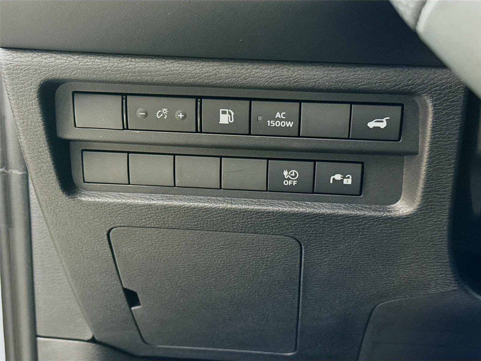 New 2025 Mitsubishi Outlander SEL Black Edition image 10