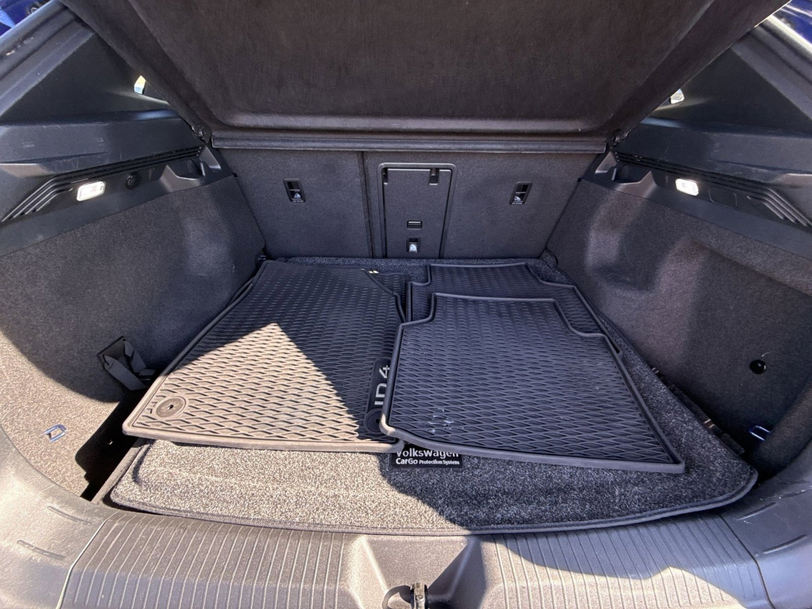 Used 2021 Volkswagen ID.4 Pro S w/ ID.4 Protection Package (IPT) image 25