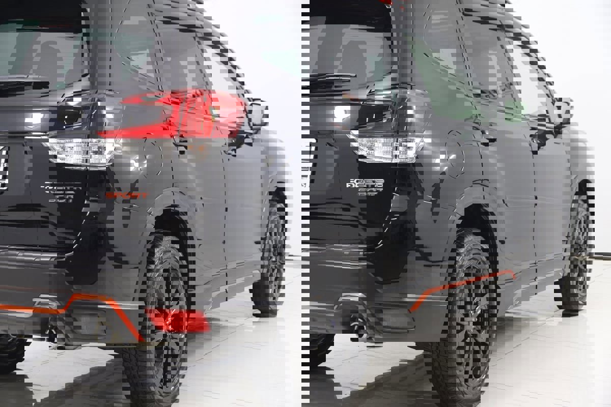 Used 2023 Subaru Forester Sport image 48