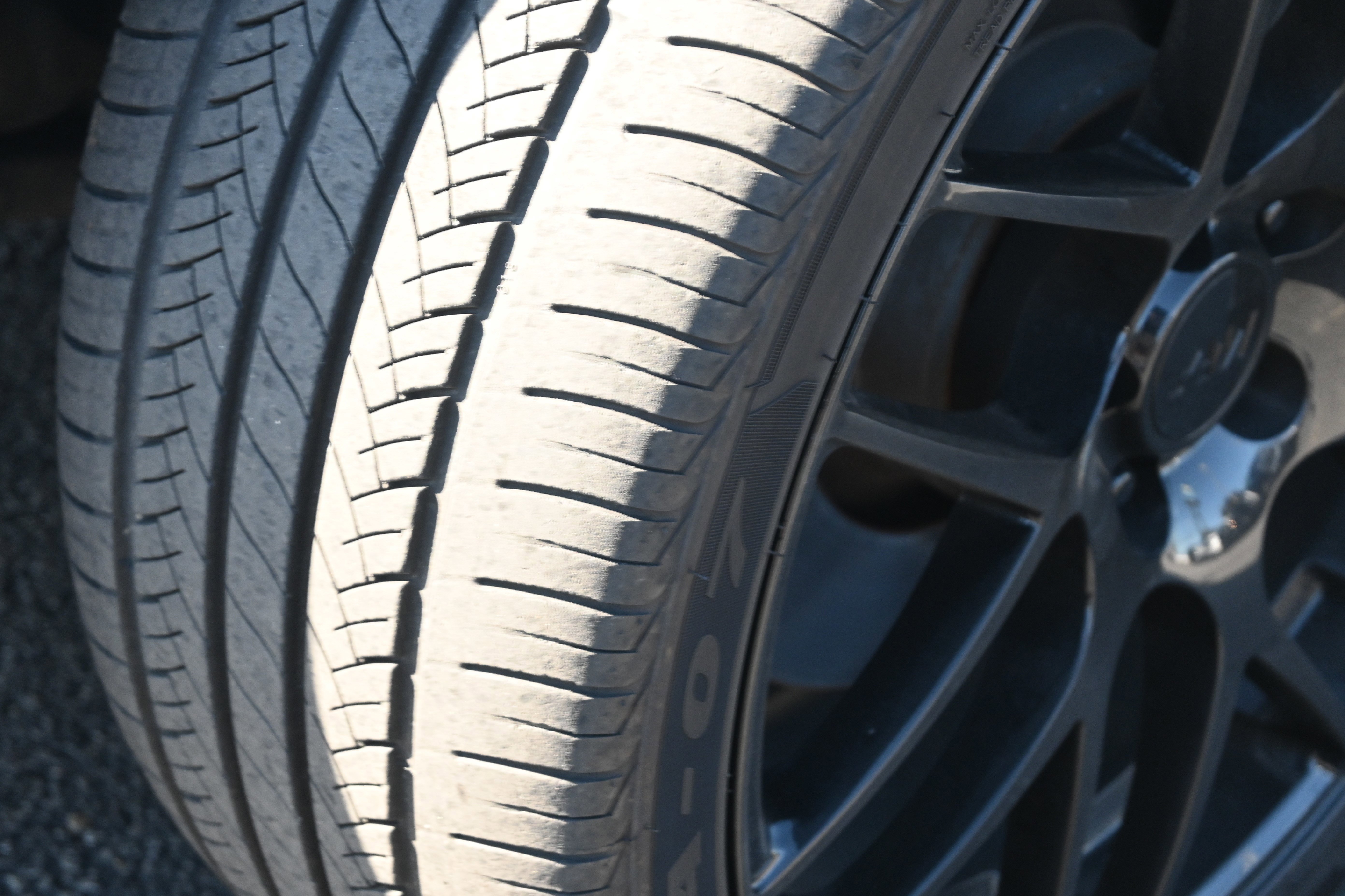 Used 2019 Ford Mustang GT Premium w/ Equipment Group 401A image 14