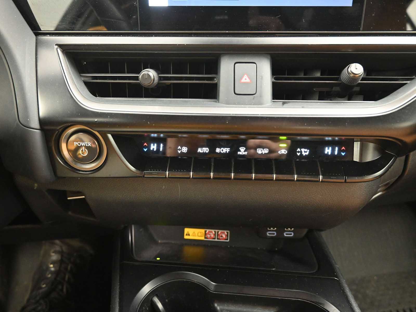 Used 2024 Lexus UX 250h Premium image 22