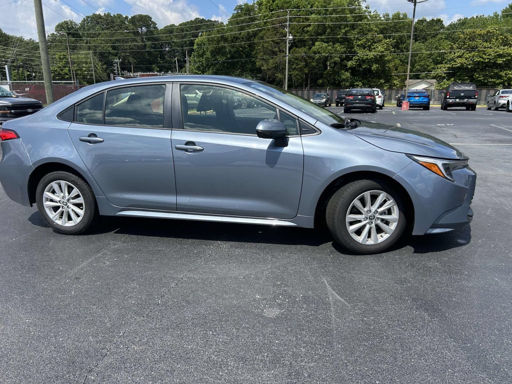 Used 2026 Toyota Corolla LE w/ LE Premium Package FWD image 2