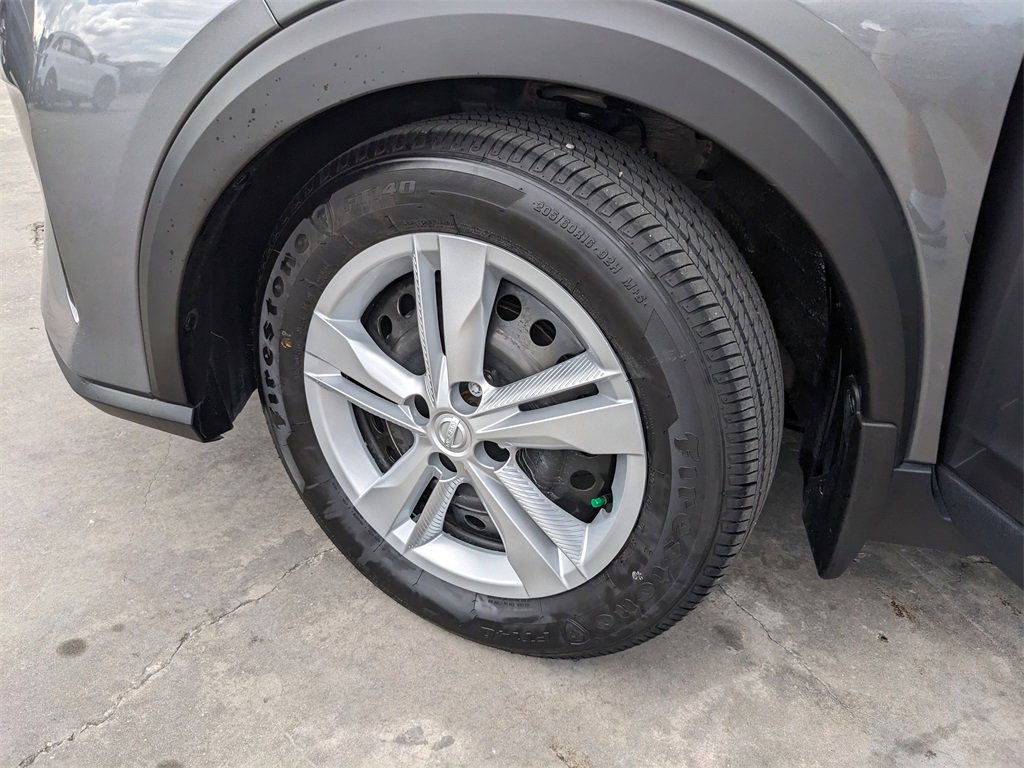 Used 2022 Nissan Kicks S image 36