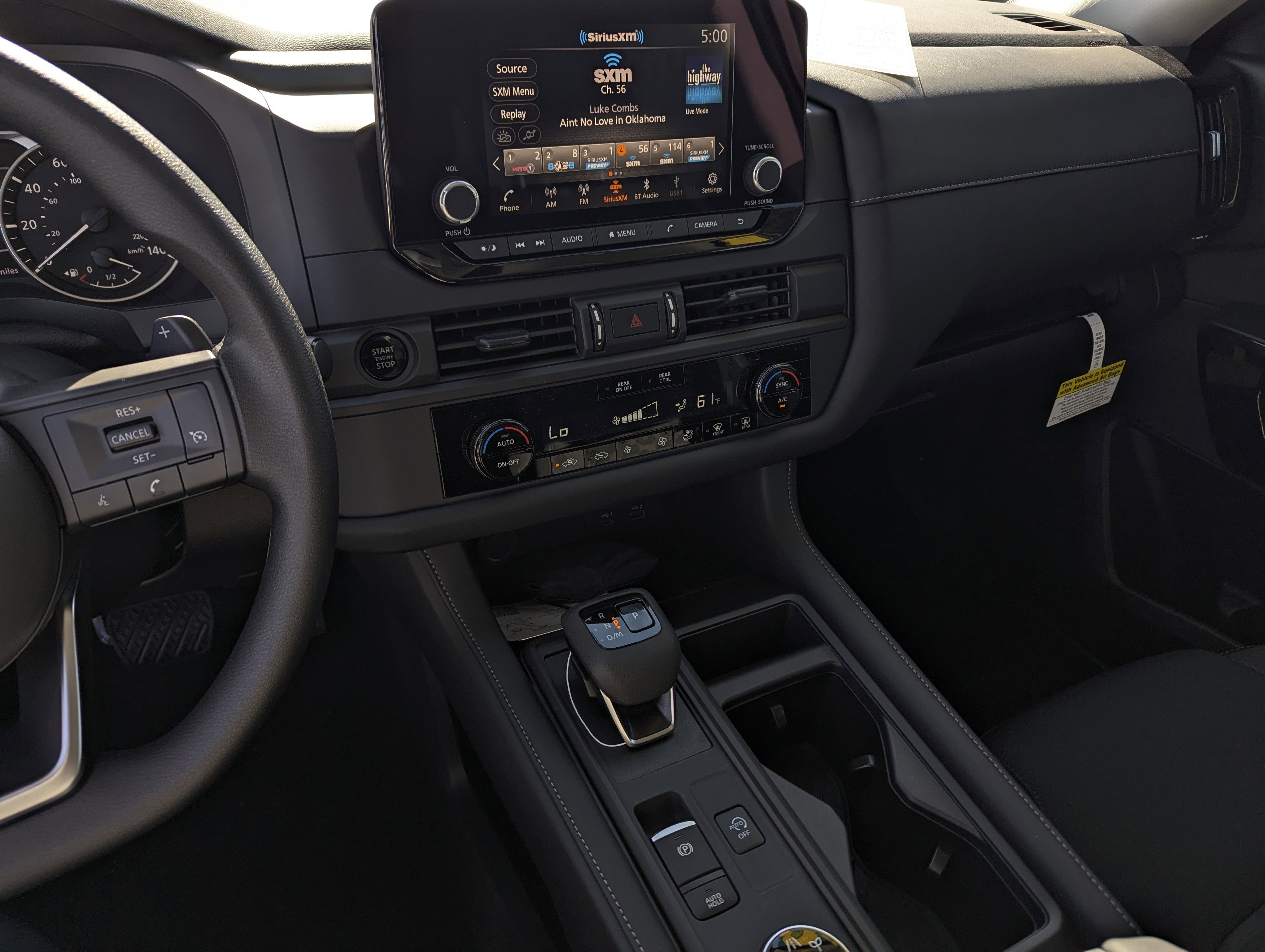 New 2025 Nissan Pathfinder S image 10