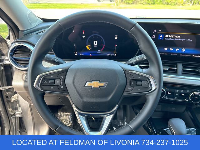 Certified 2024 Chevrolet Trax LT w/ Driver Confidence Package FWD image 11