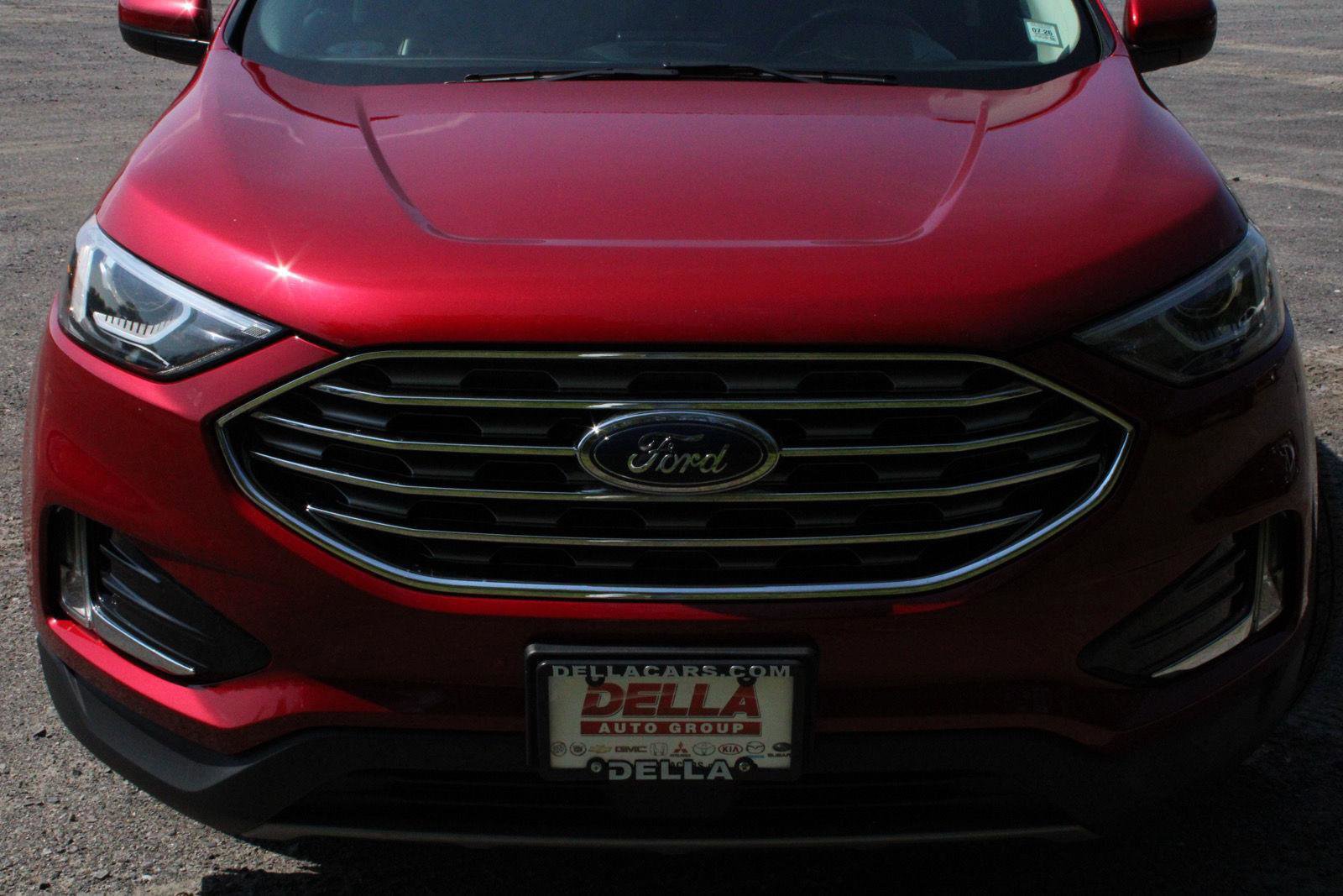 Used 2021 Ford Edge SEL w/ Convenience Package image 2