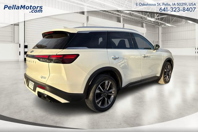 Used 2024 INFINITI QX60 Luxe image 3
