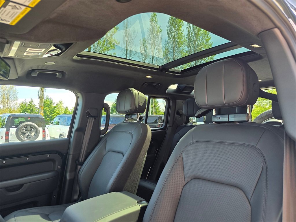 New 2025 Land Rover Defender 110 X image 23
