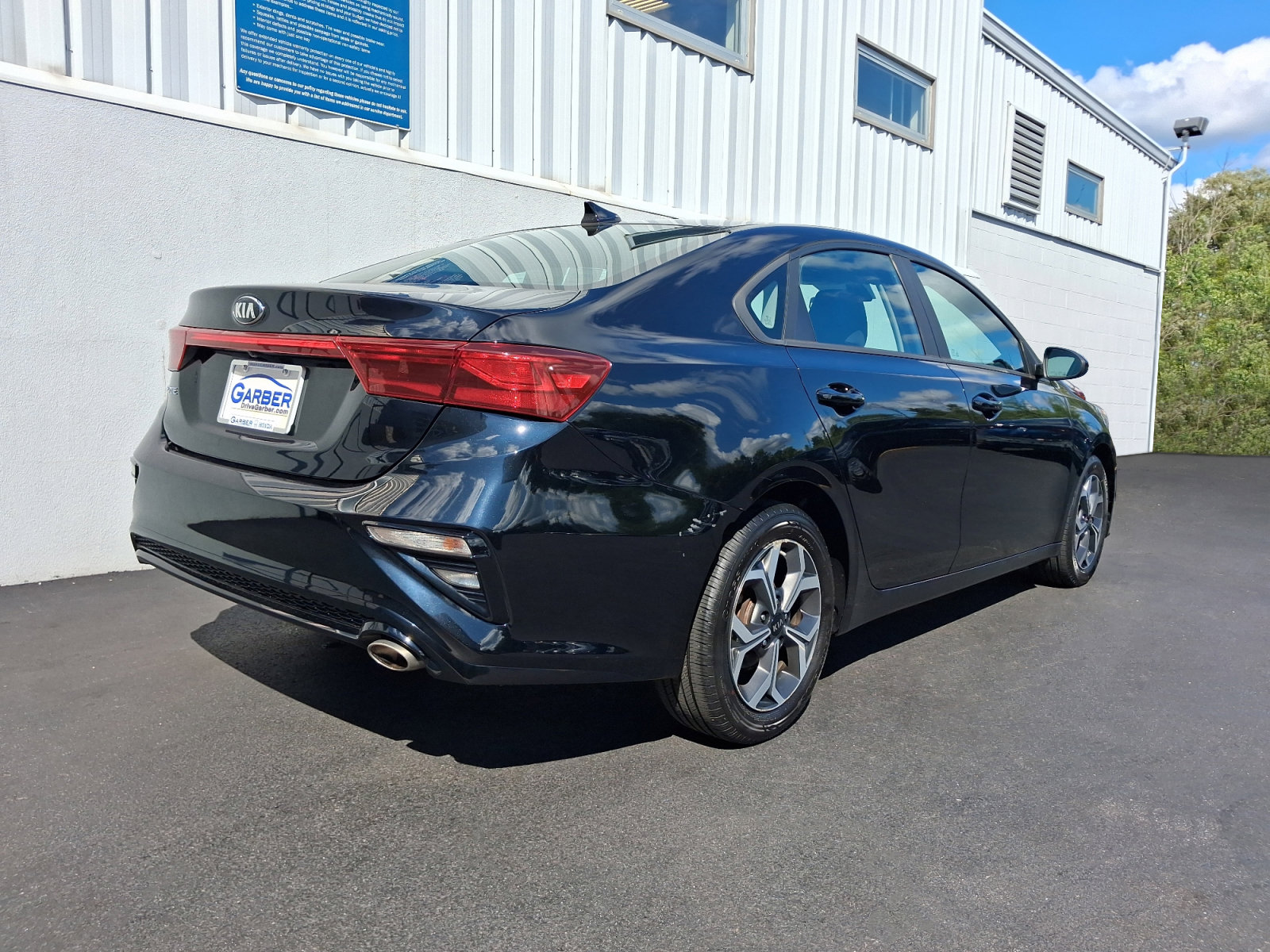 Used 2019 Kia Forte LXS FWD image 10