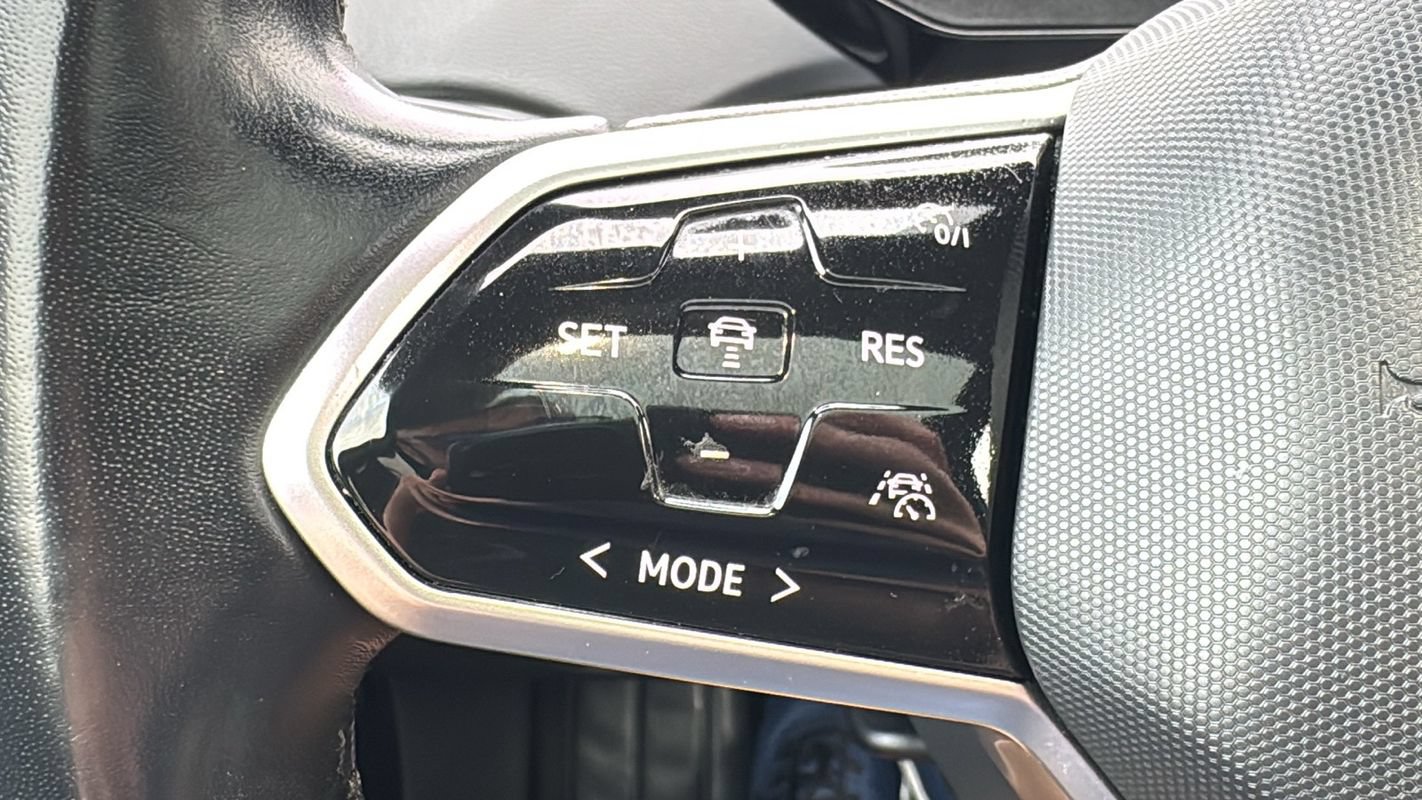 Used 2021 Volkswagen ID.4 Pro S w/ Gradient Package AWD/4WD image 26
