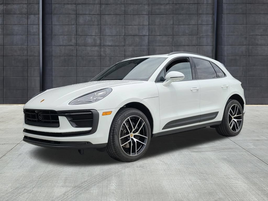 Used 2026 Porsche Macan AWD/4WD image 1