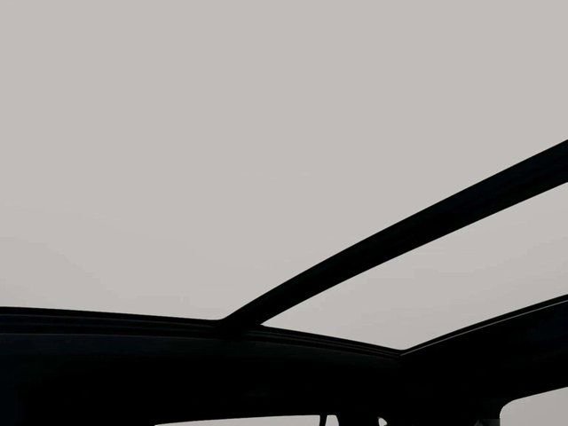 New 2026 Volkswagen Tiguan SE R-Line image 8