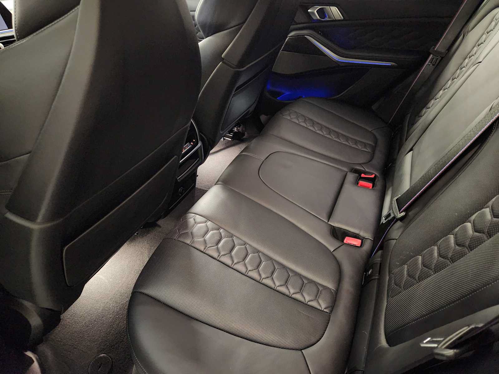 Used 2021 BMW X5 M w/ Competition Package AWD/4WD image 30