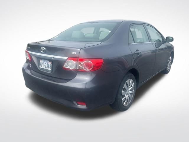 Used 2013 Toyota Corolla LE FWD image 5