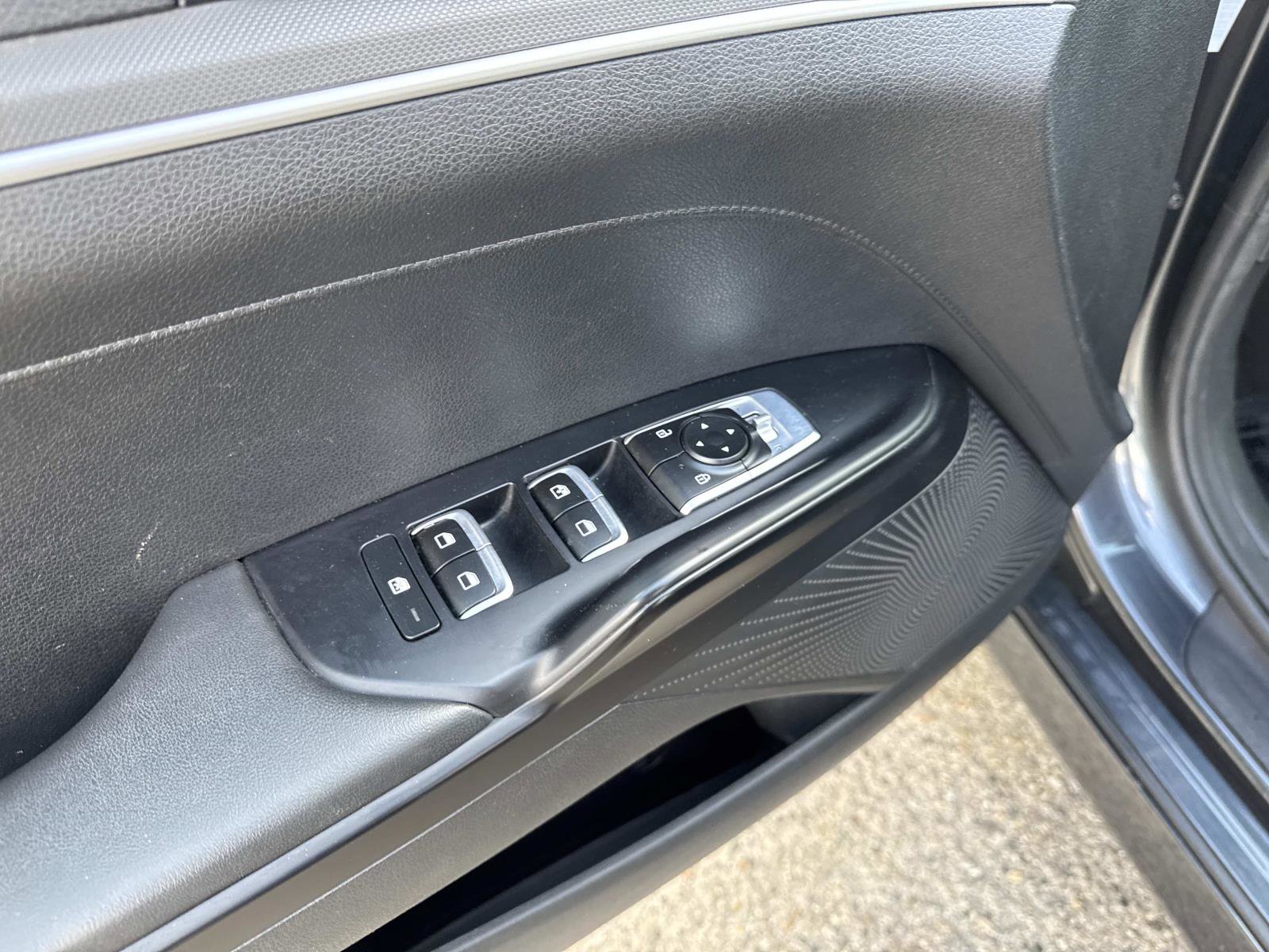 Used 2023 Kia K5 LXS image 14