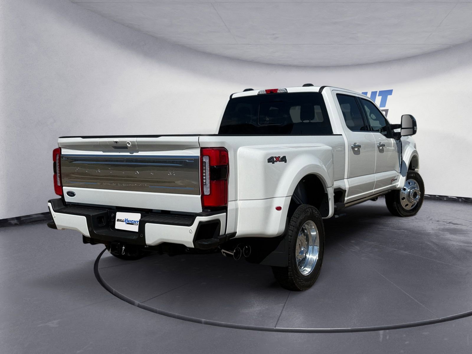 Used 2026 Ford F450 Platinum AWD/4WD image 5