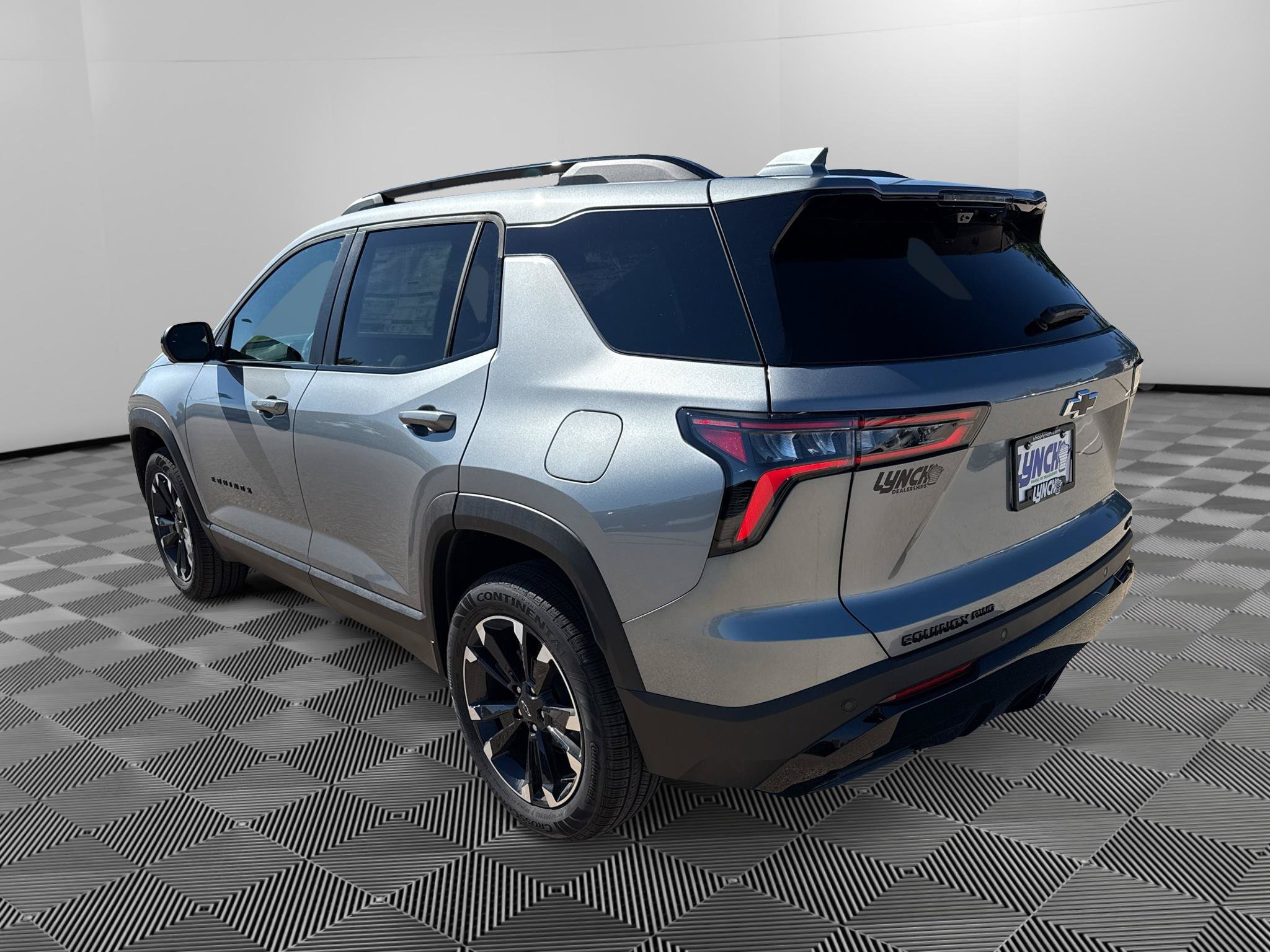 New 2027 Chevrolet Equinox RS w/ Safety and Technology Package AWD/4WD image 3
