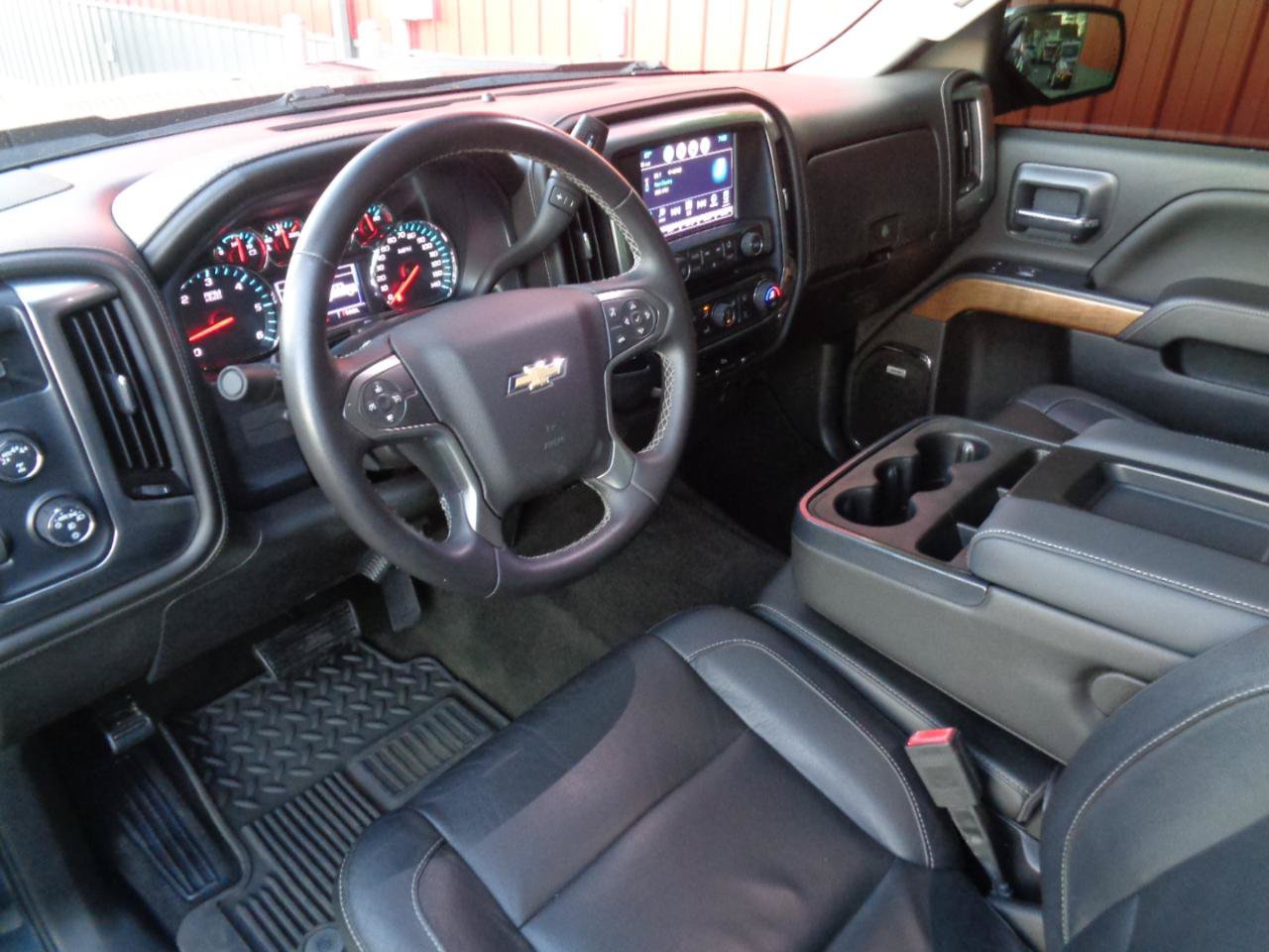 Used 2017 Chevrolet Silverado 1500 LTZ w/ Sport Package AWD/4WD image 2