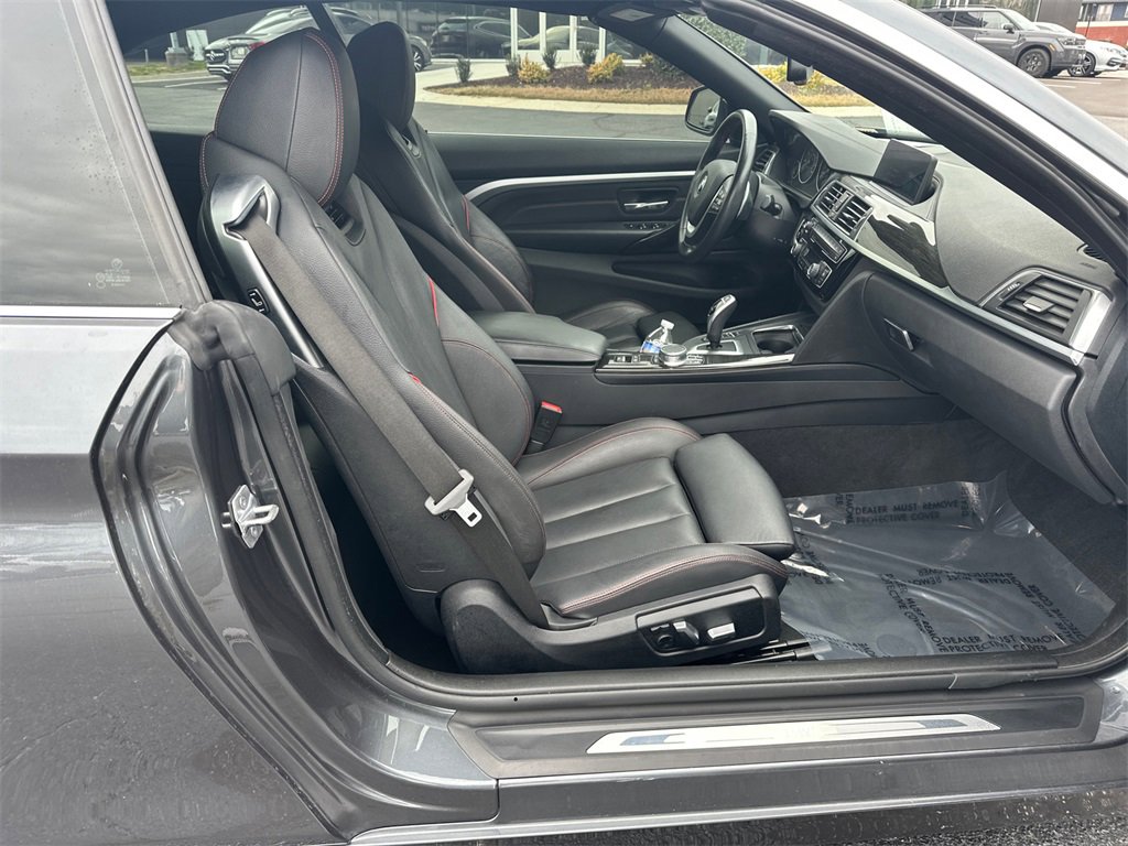 Used 2020 BMW 430i Convertible w/ Convenience Package image 13