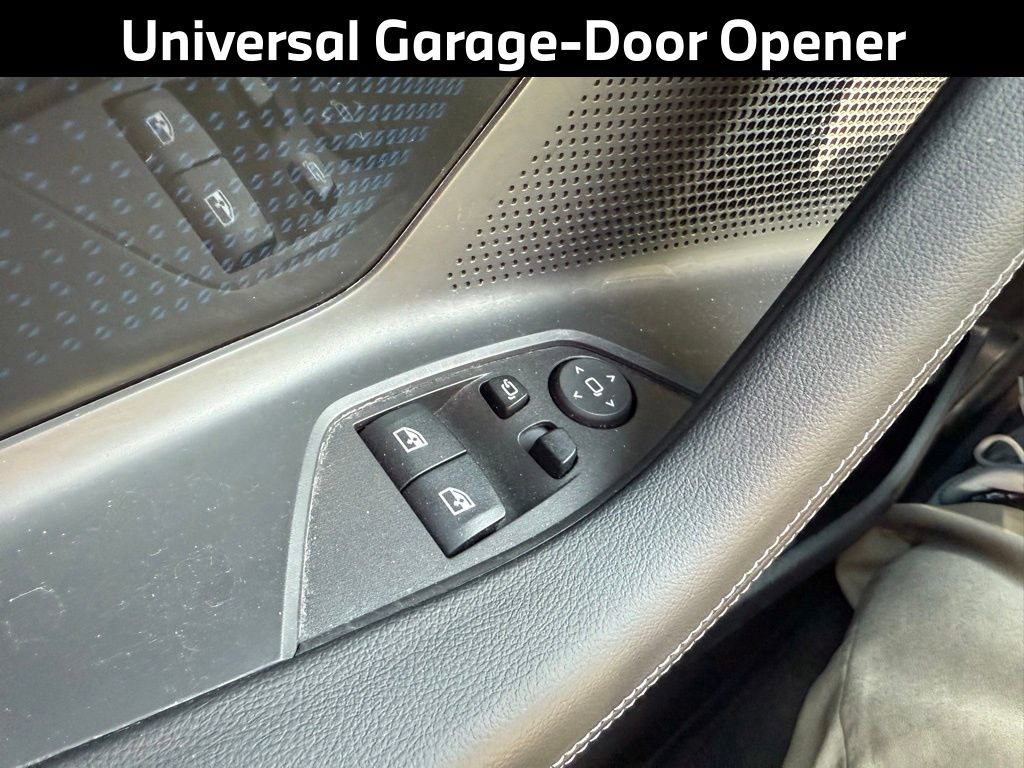 Used 2023 BMW 230i xDrive Coupe w/ Premium Package image 12