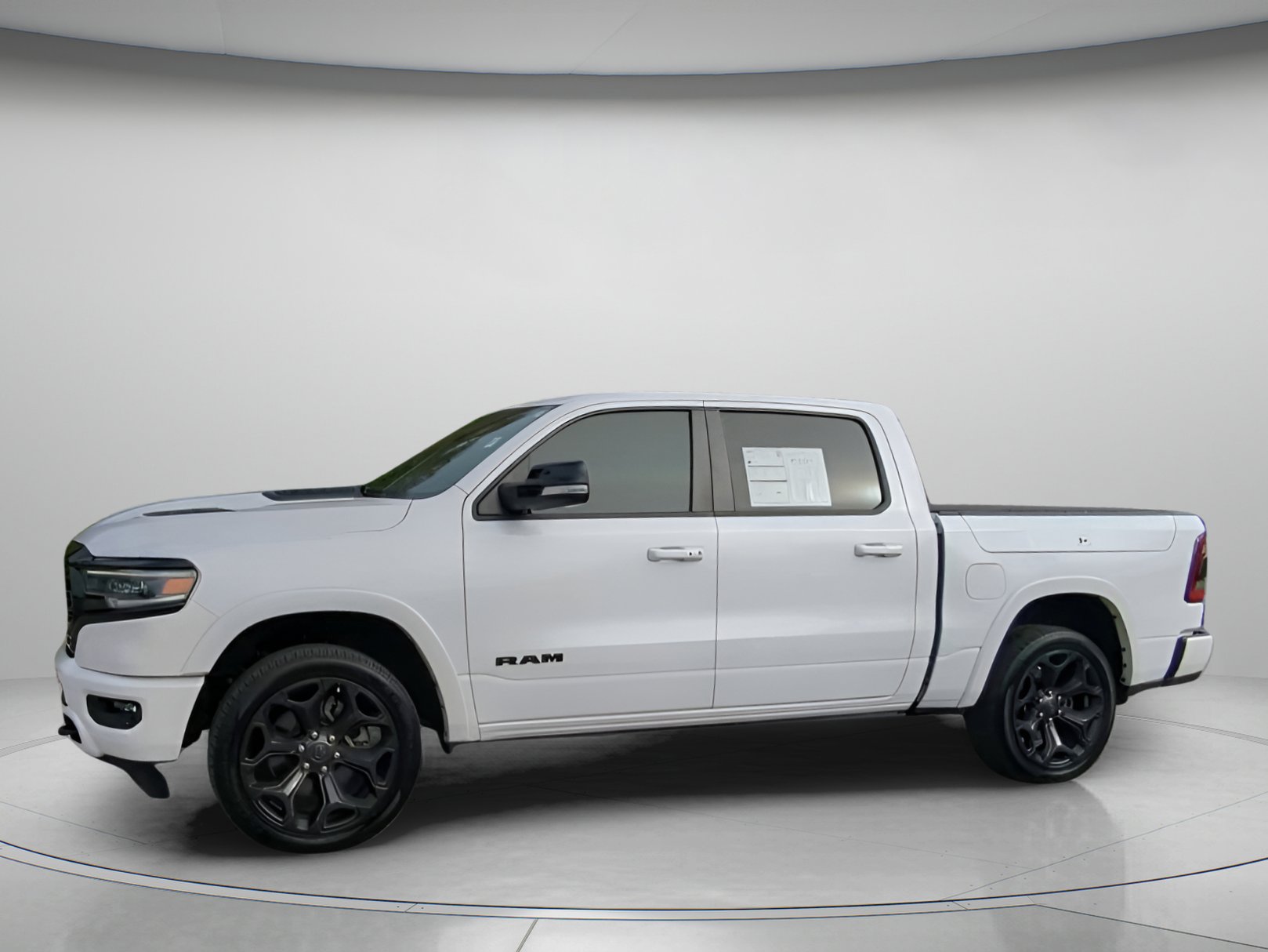 Used 2021 RAM 1500 Limited w/ Night Edition image 13