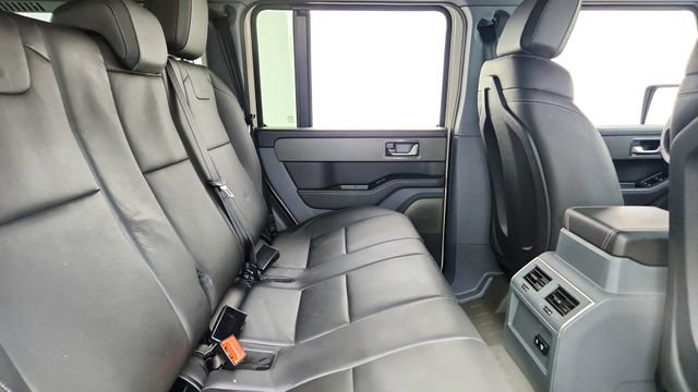 Used 2025 INEOS Grenadier AWD/4WD image 26
