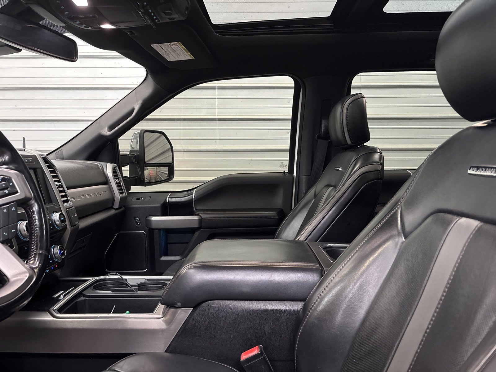 Used 2018 Ford F350 Platinum w/ Platinum Ultimate Package image 22