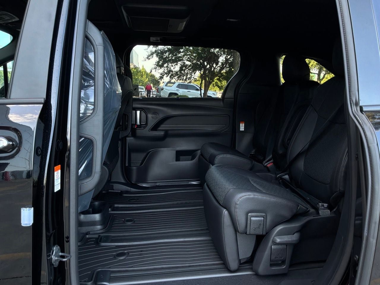 New 2026 Toyota Sienna Limited AWD/4WD image 11